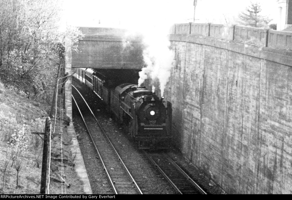 DH 4-8-4 #302 - Delaware & Hudson